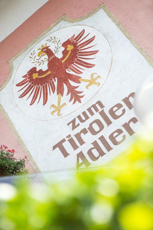 Hotel Zum Tiroler Adler Buitenkant foto